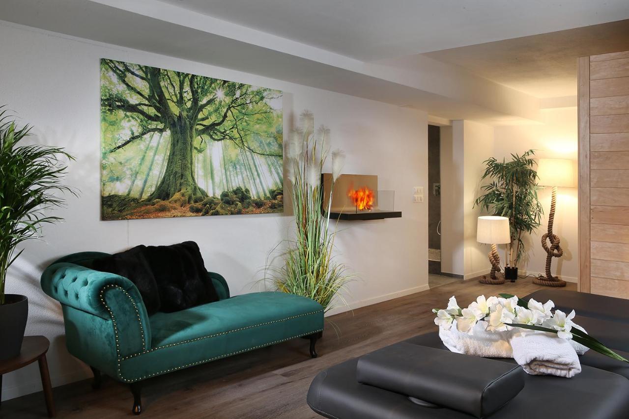 Private Spa Lux With Whirlpool And Sauna In チューリッヒ エクステリア 写真